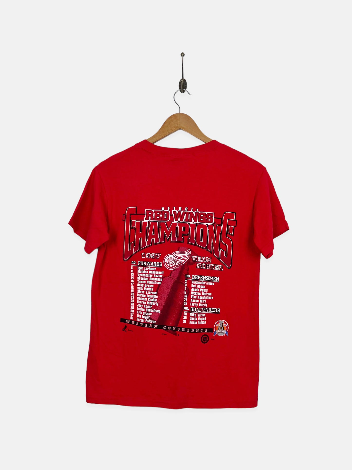 1997 Detroit Red Wings NHL USA Made Vintage T-Shirt Size 8