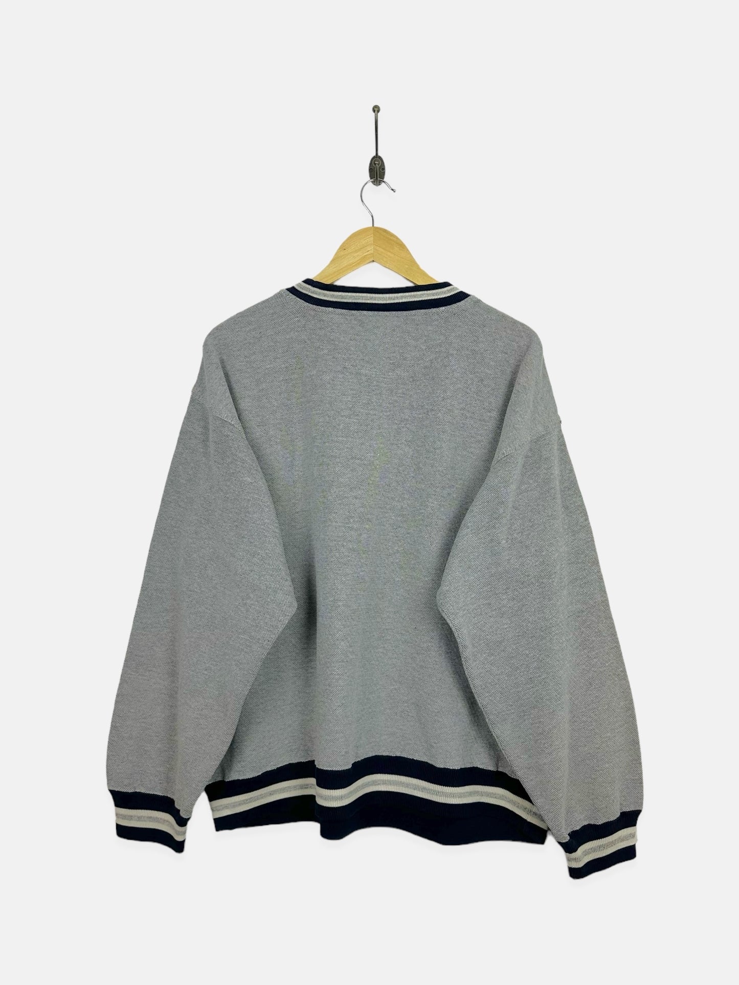 90's Discus Embroidered Vintage Sweatshirt Size M-L