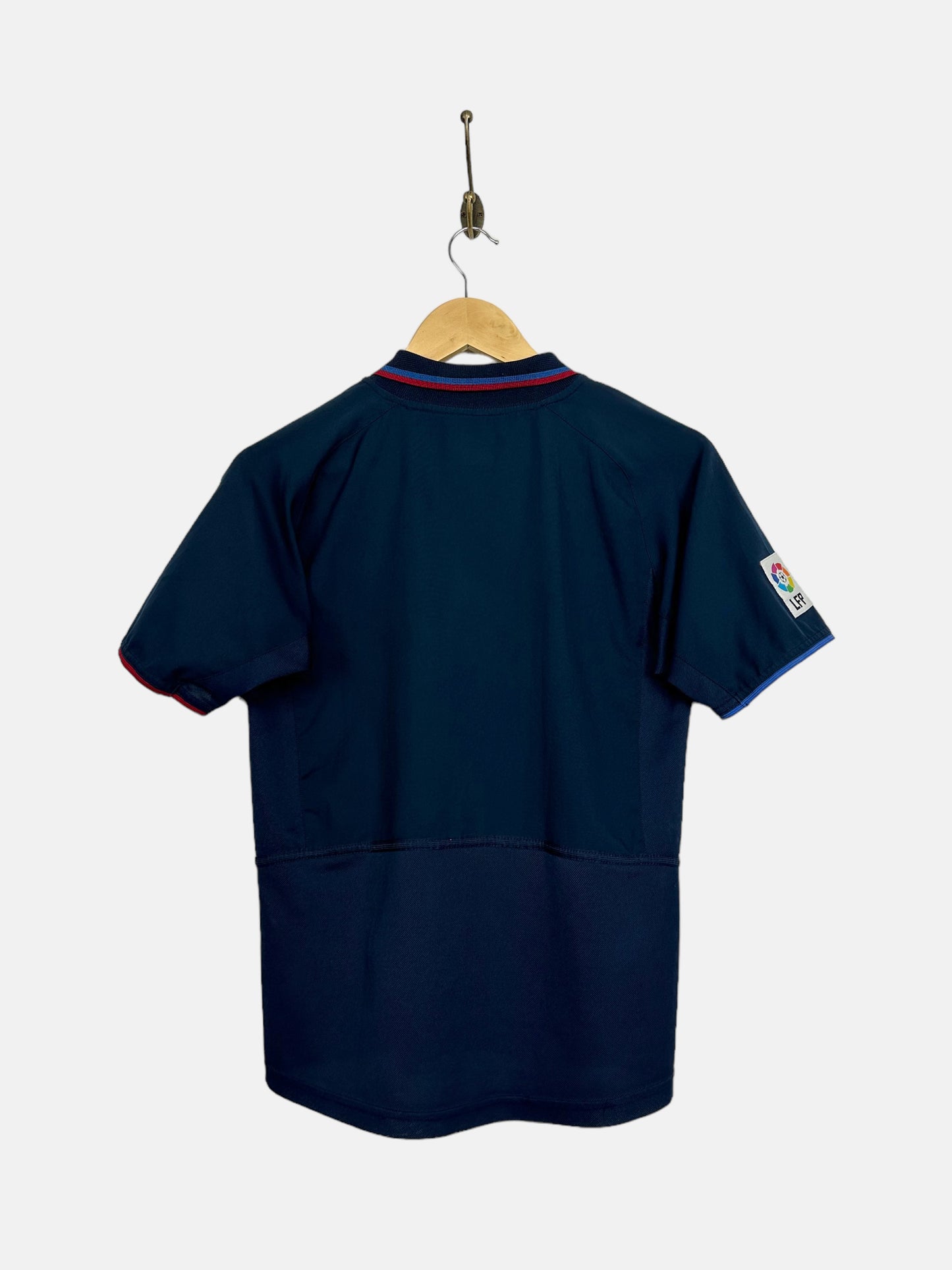 2002 Nike Barcelona Away Kit Embroidered Vintage Football Jersey Size 6