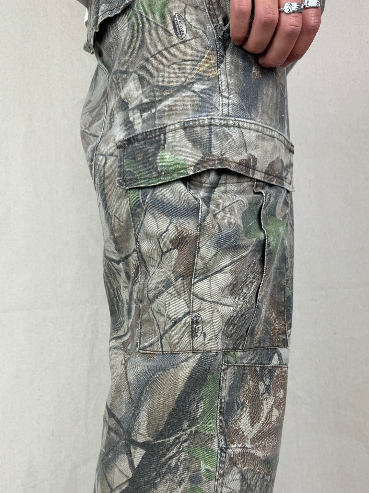 90's Realtree Camo Vintage Cargo Pants Size 33x30