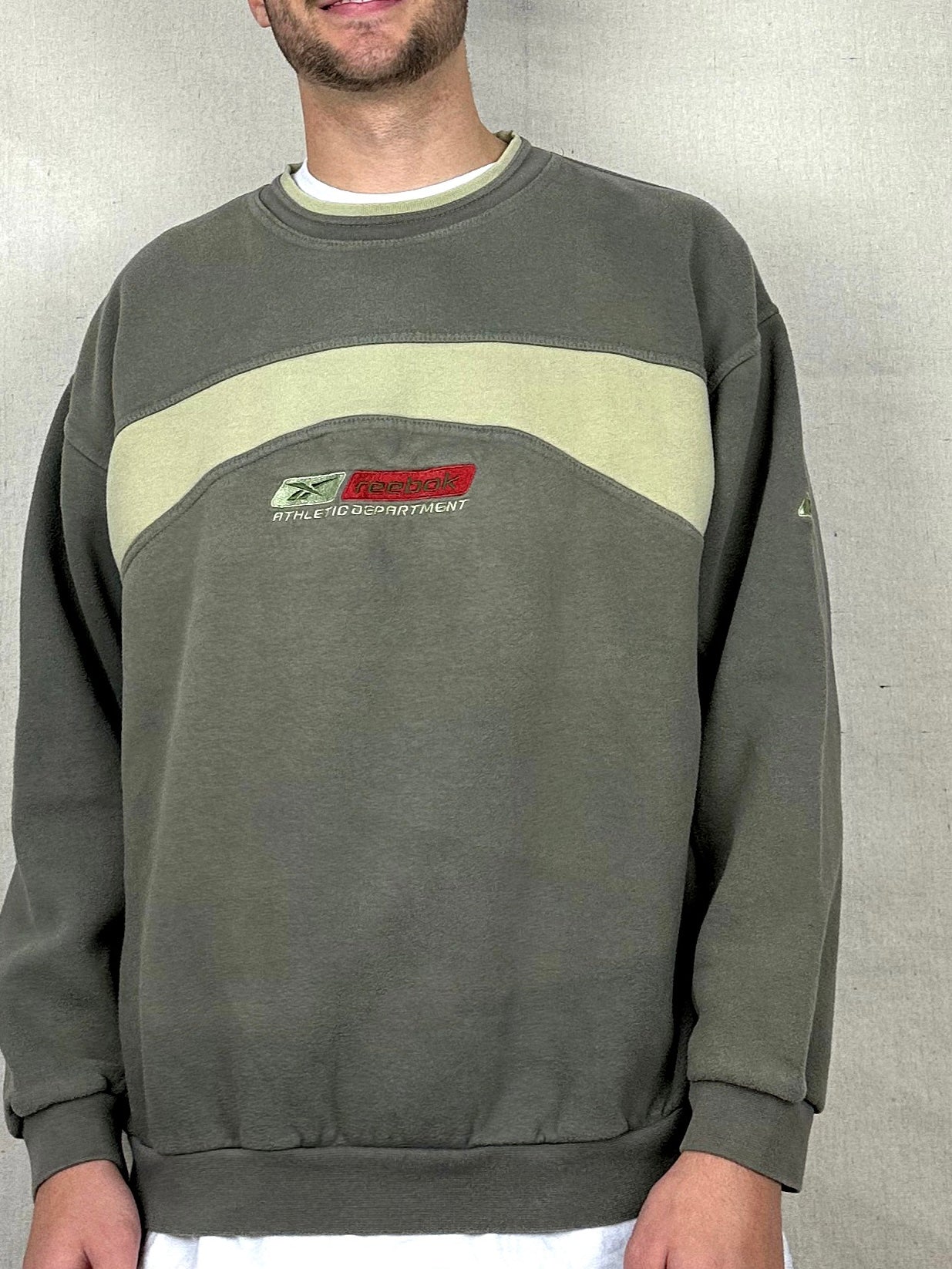 90's Reebok Embroidered Vintage Sweatshirt Size 14