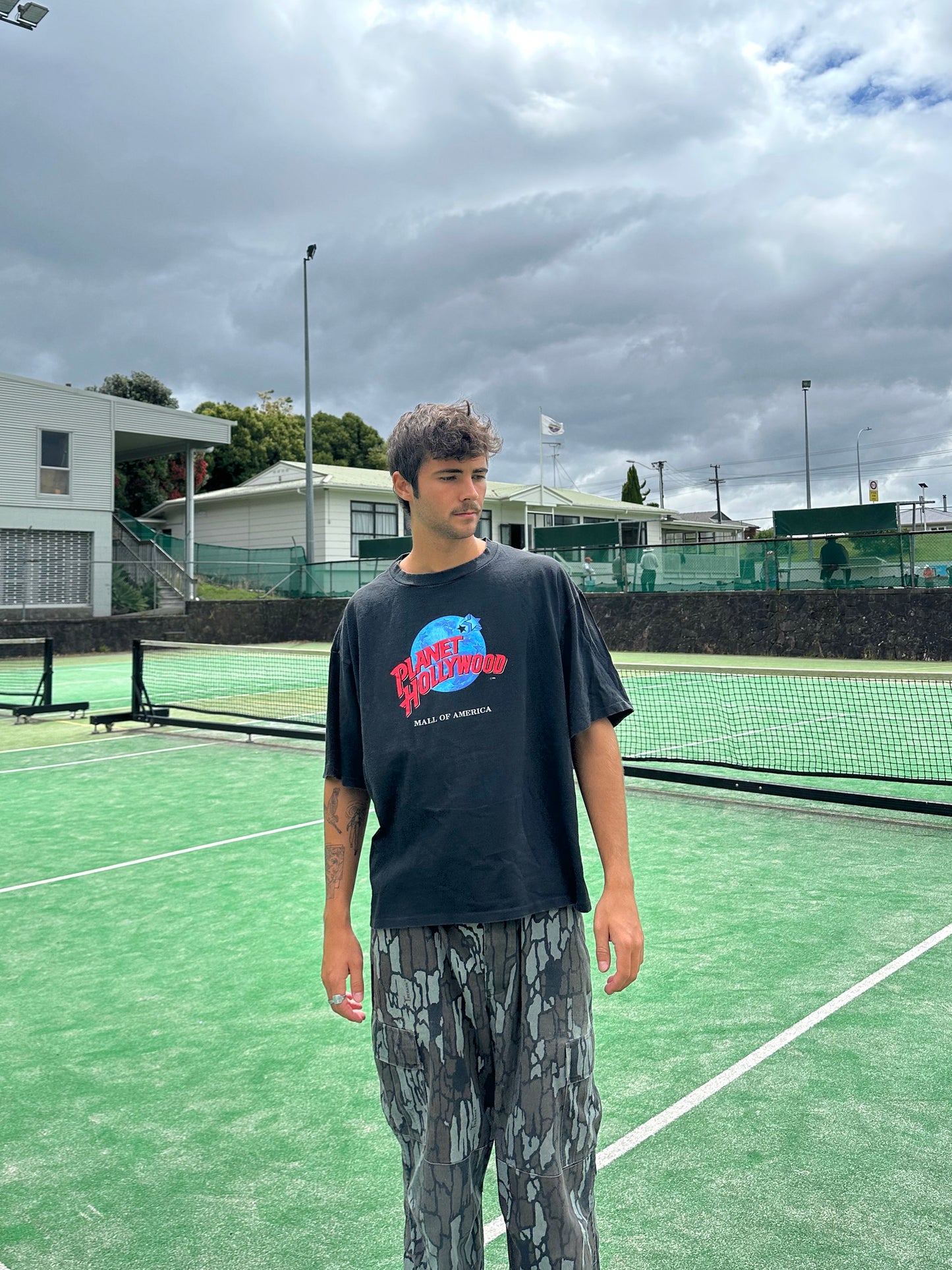 90's Planet Hollywood USA Made Vintage T-Shirt Size M-L