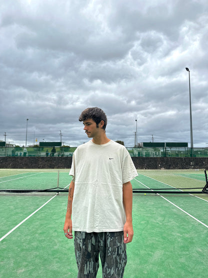 90's Nike Embroidered Vintage T-Shirt Size L