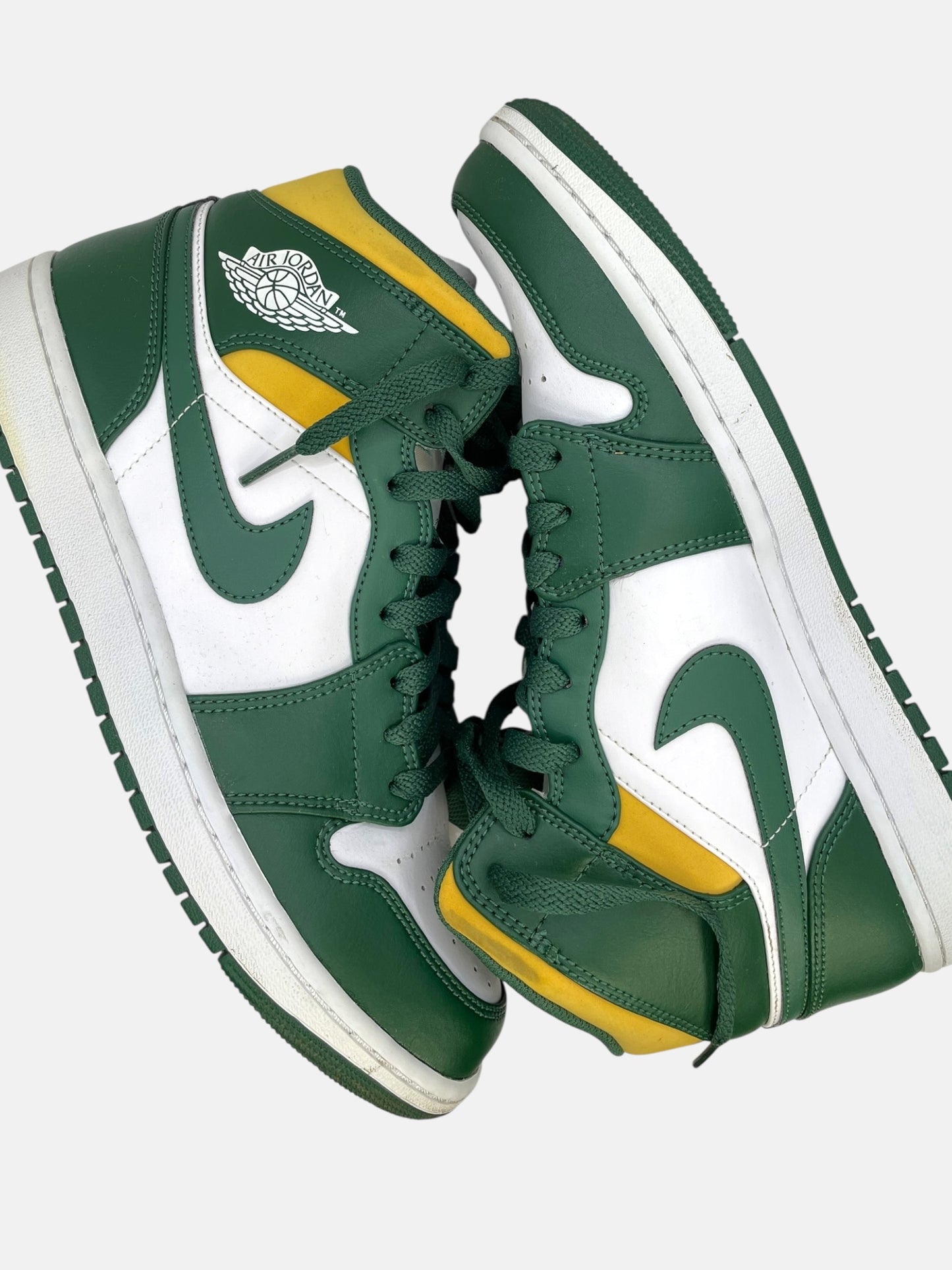 Jordan 1 Mid Shoes Size 10.5