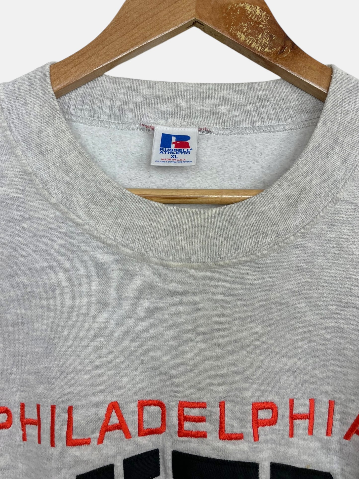 90's Philadelphia Flyers Embroidered Vintage Sweatshirt Size L-XL