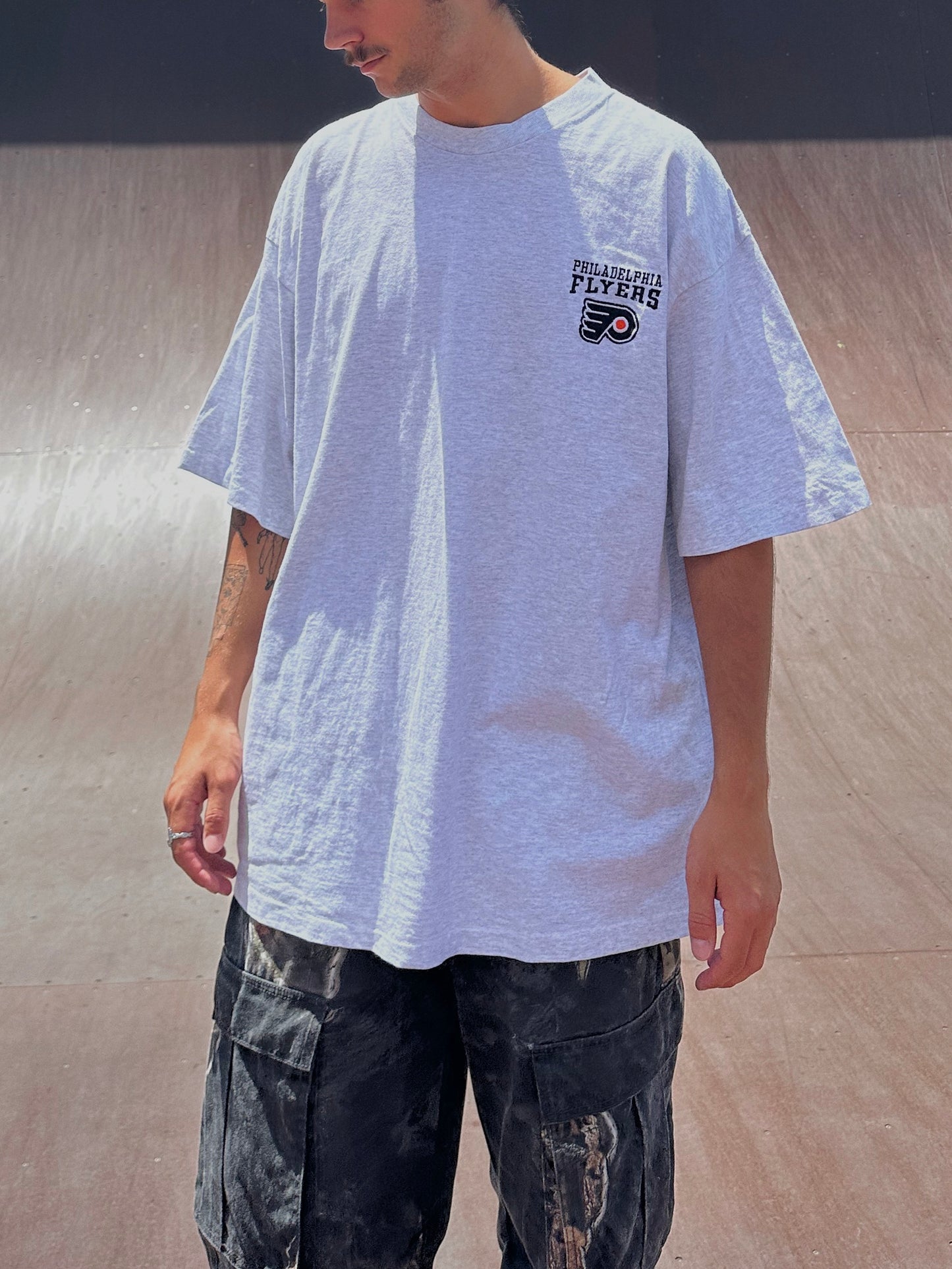 90's Philadelphia Flyers NHL USA Made Embroidered Vintage T-Shirt Size 2XL
