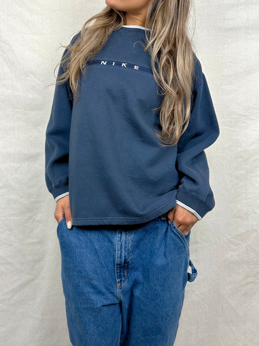 90's Nike Embroidered Vintage Sweatshirt Size 12-14