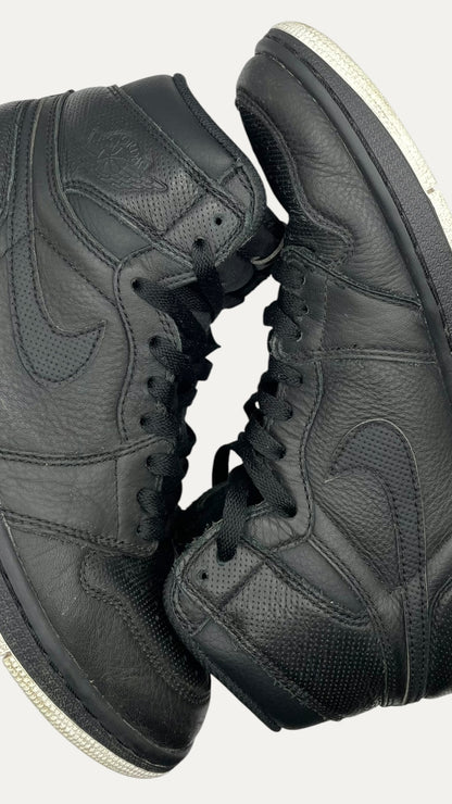 Air Jordan 1 Retro High OG Women's Size 8