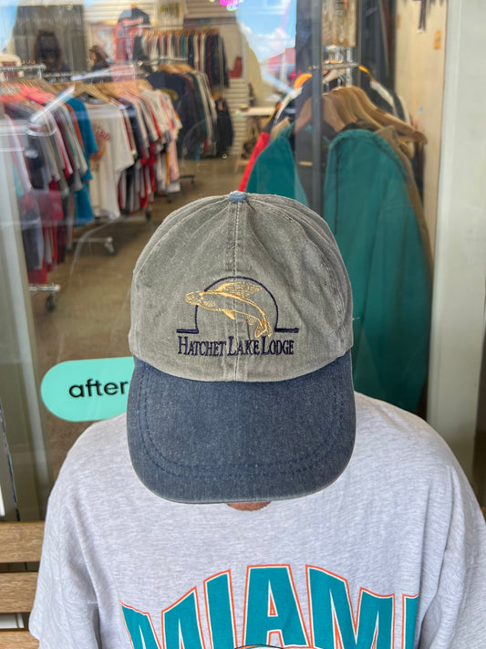 90's Hatchet Lake Lodge Embroidered Vintage Cap