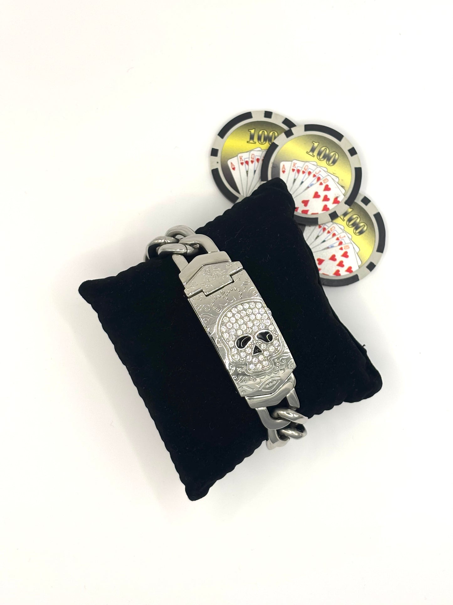 90's Marc Eckō Skull Vintage Watch