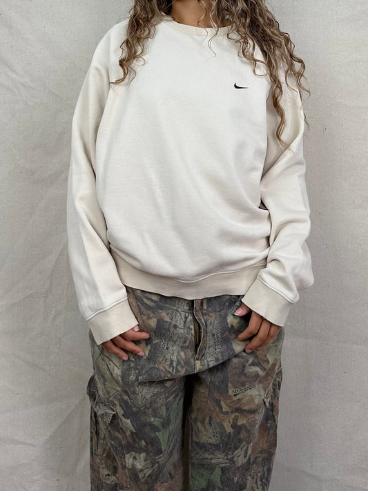 90's Nike Embroidered Vintage Sweatshirt Size 10-12