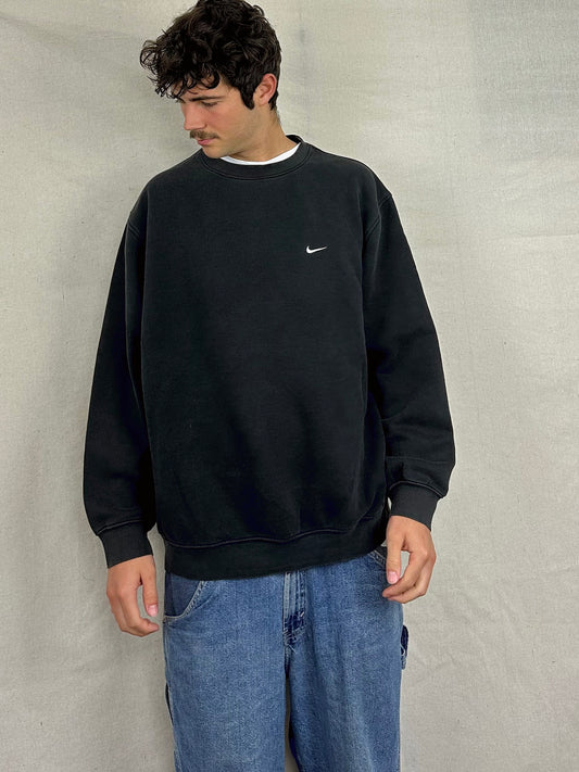 90's Nike Embroidered Vintage Sweatshirt Size L-XL