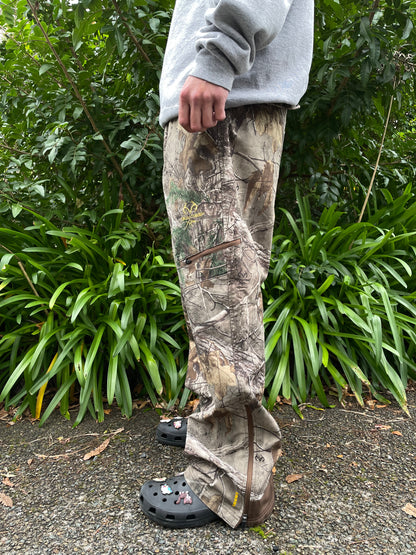 90's Realtree Camo Embroidered Vintage Lined Pants Size 36