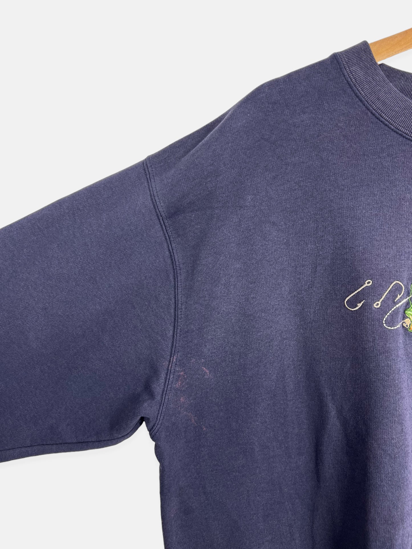 90's Bass Embroidered Vintage Sweatshirt Size M-L