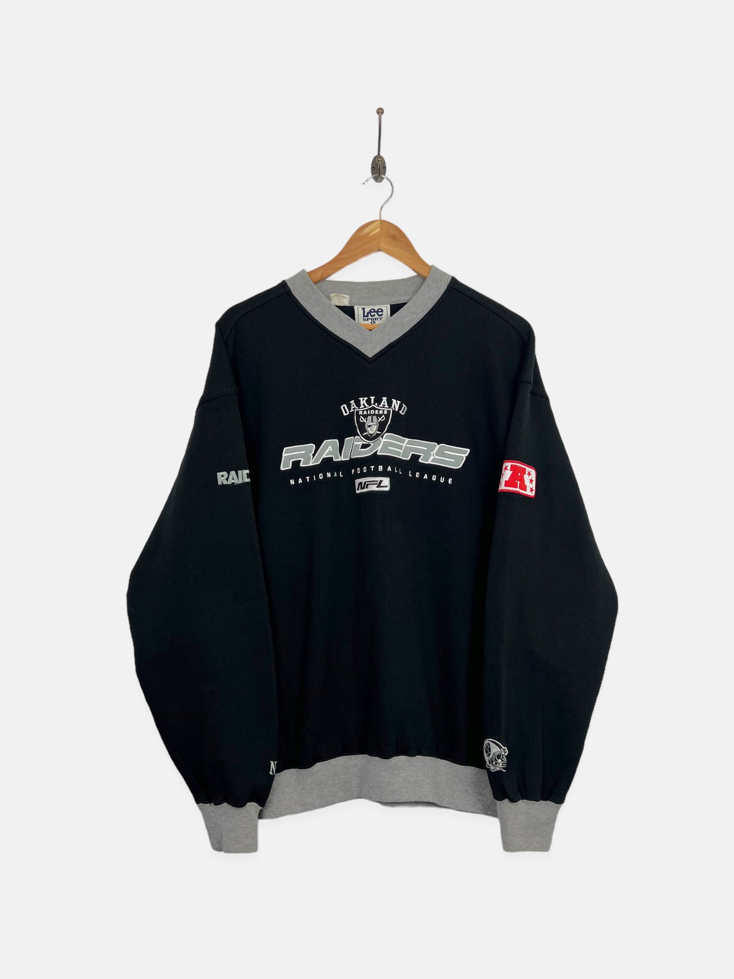 90's Oakland Raiders NFL Embroidered Vintage Sweatshirt Size L-XL