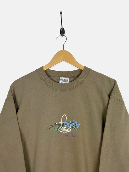 90's Alaska Embroidered Vintage Sweatshirt Size 10-12