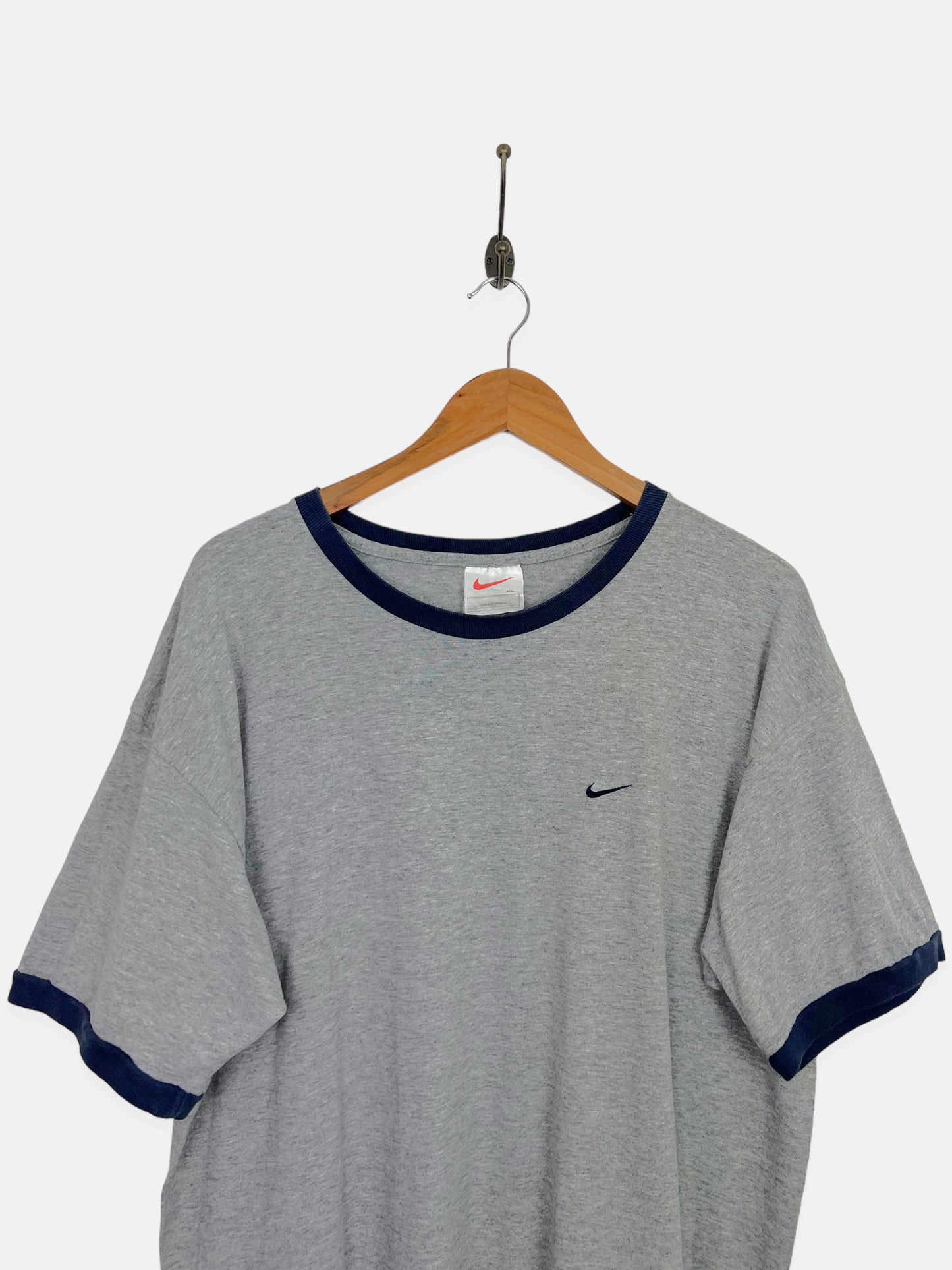 90's Nike Embroidered Vintage T-Shirt Size L-XL