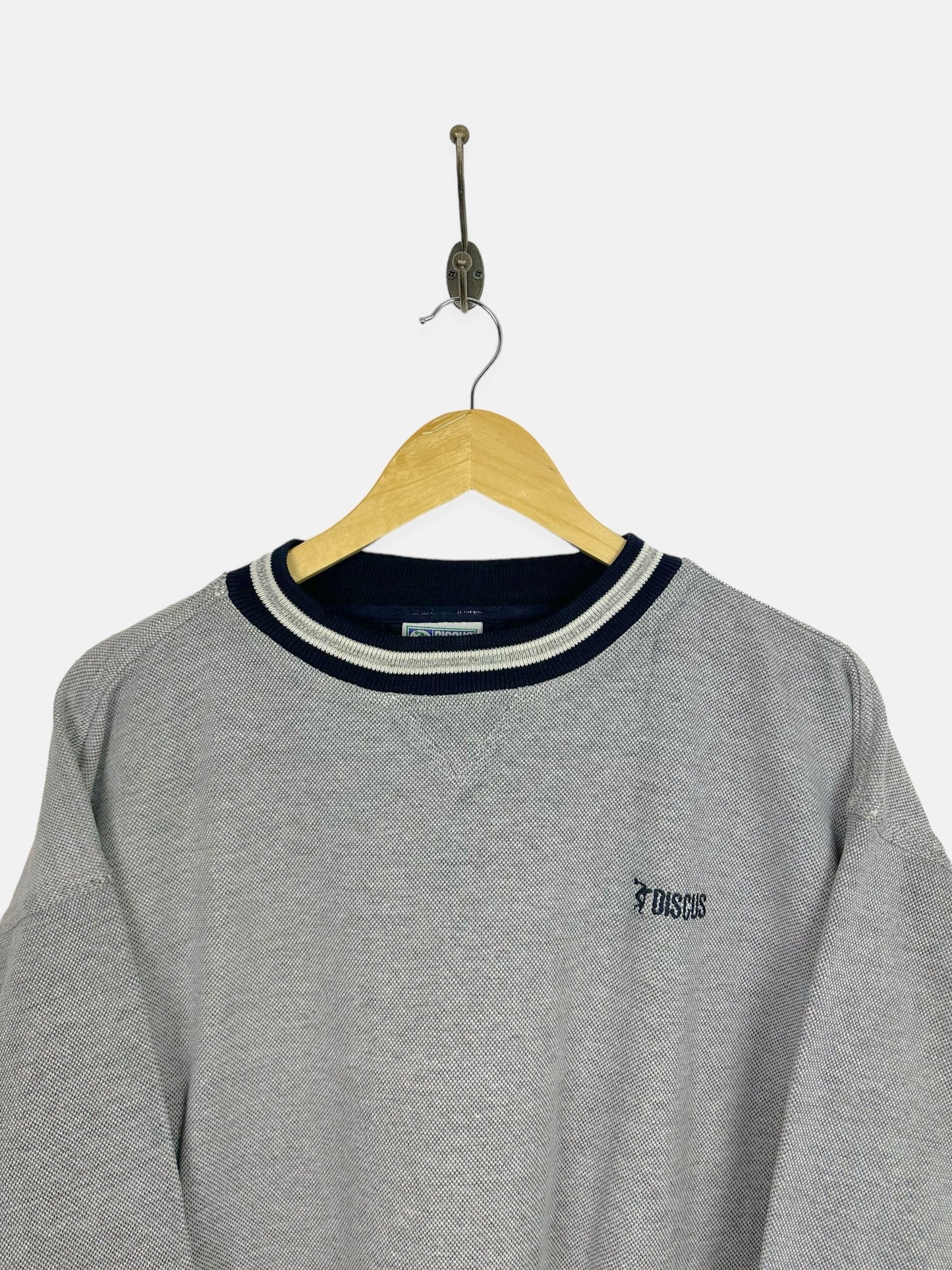 90's Discus Embroidered Vintage Sweatshirt Size M-L