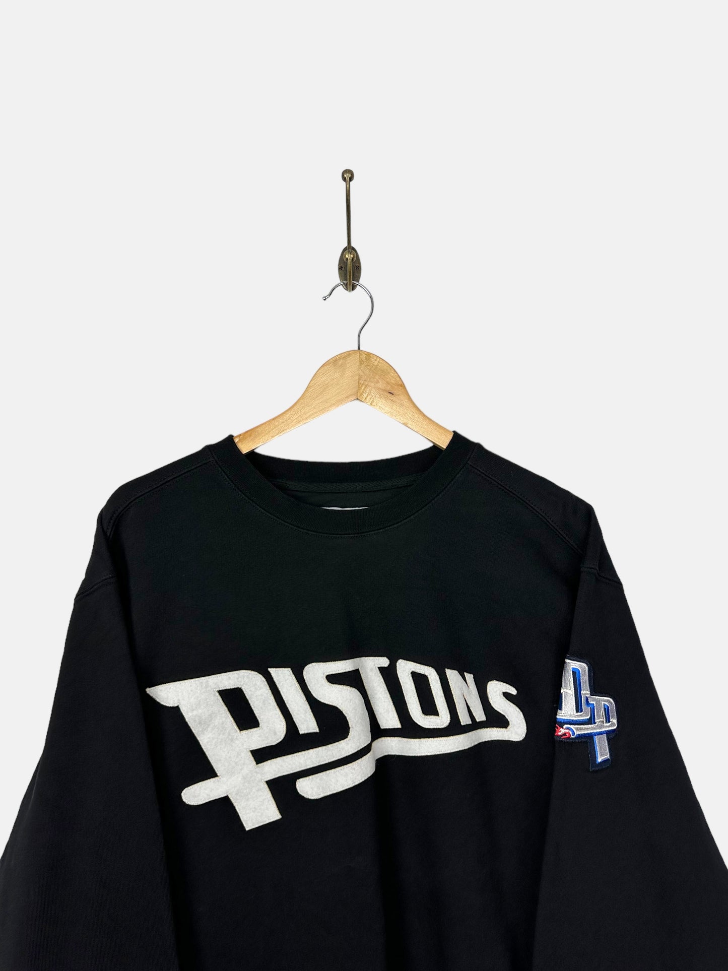 90's Detroit Pistons NBA Embroidered Vintage Sweatshirt Size M