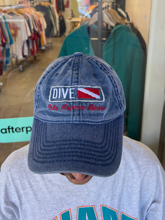 90's Dive Embroidered Vintage Cap