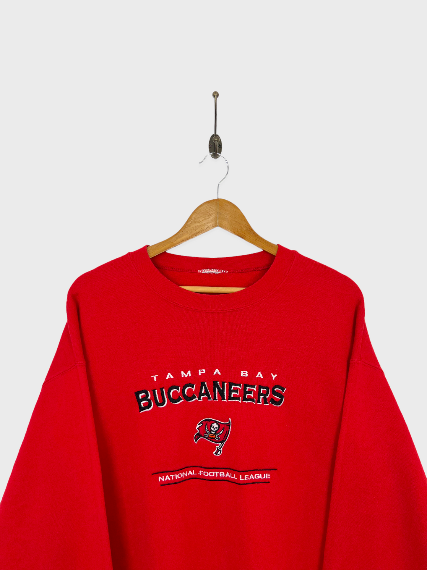 90's Tampa Bay Buccaneers NFL Embroidered Sweatshirt Size L