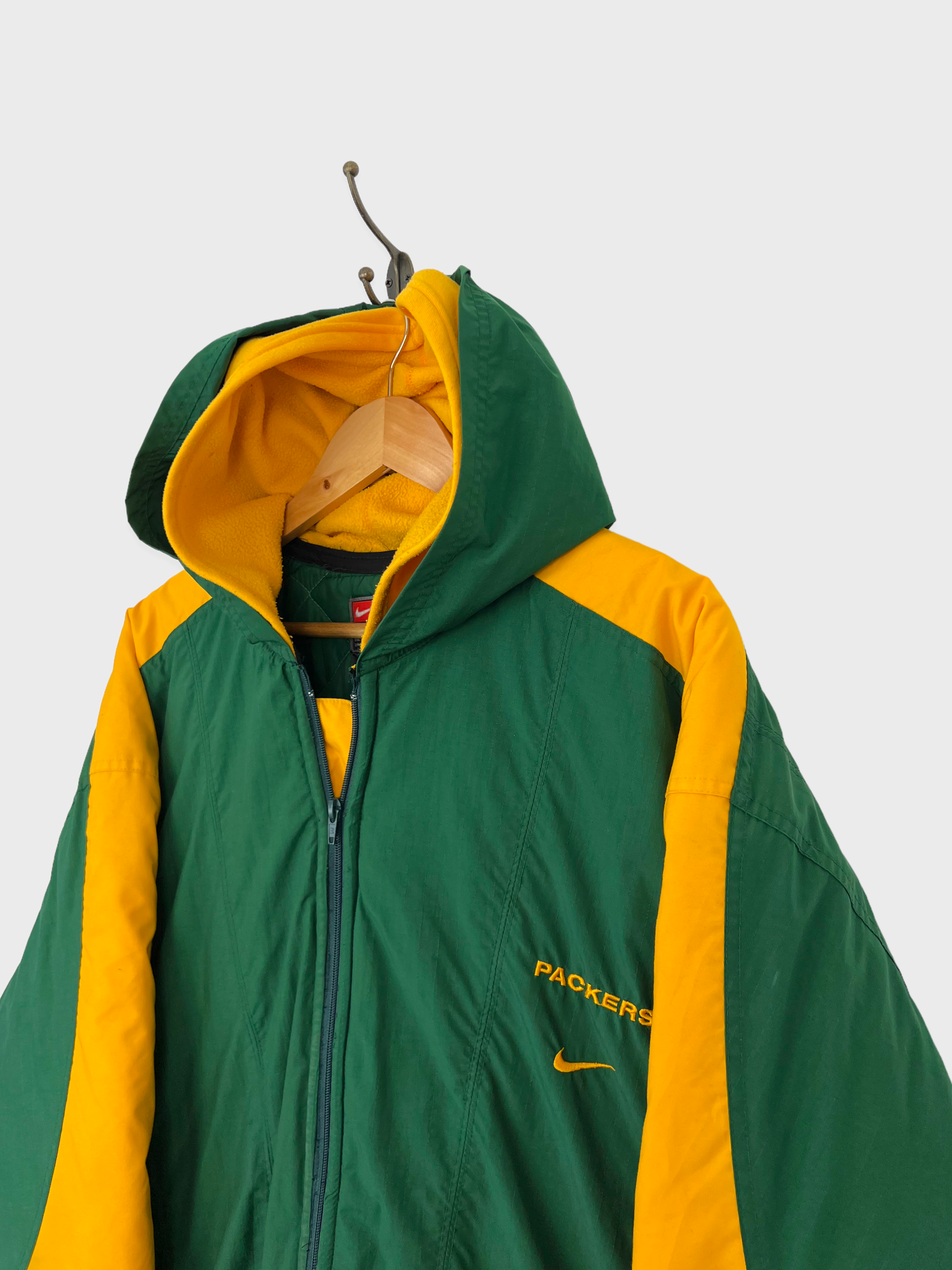Vintage green nike windbreaker 2025